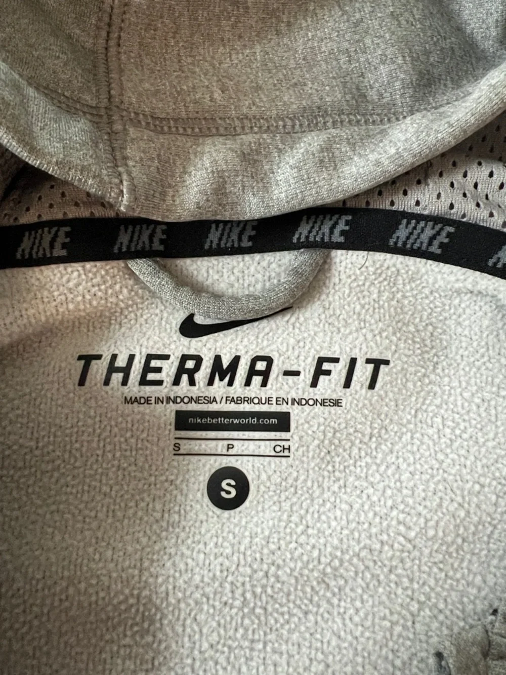 Nike Therma-FIT Grey Zip Hoodie – Size Small